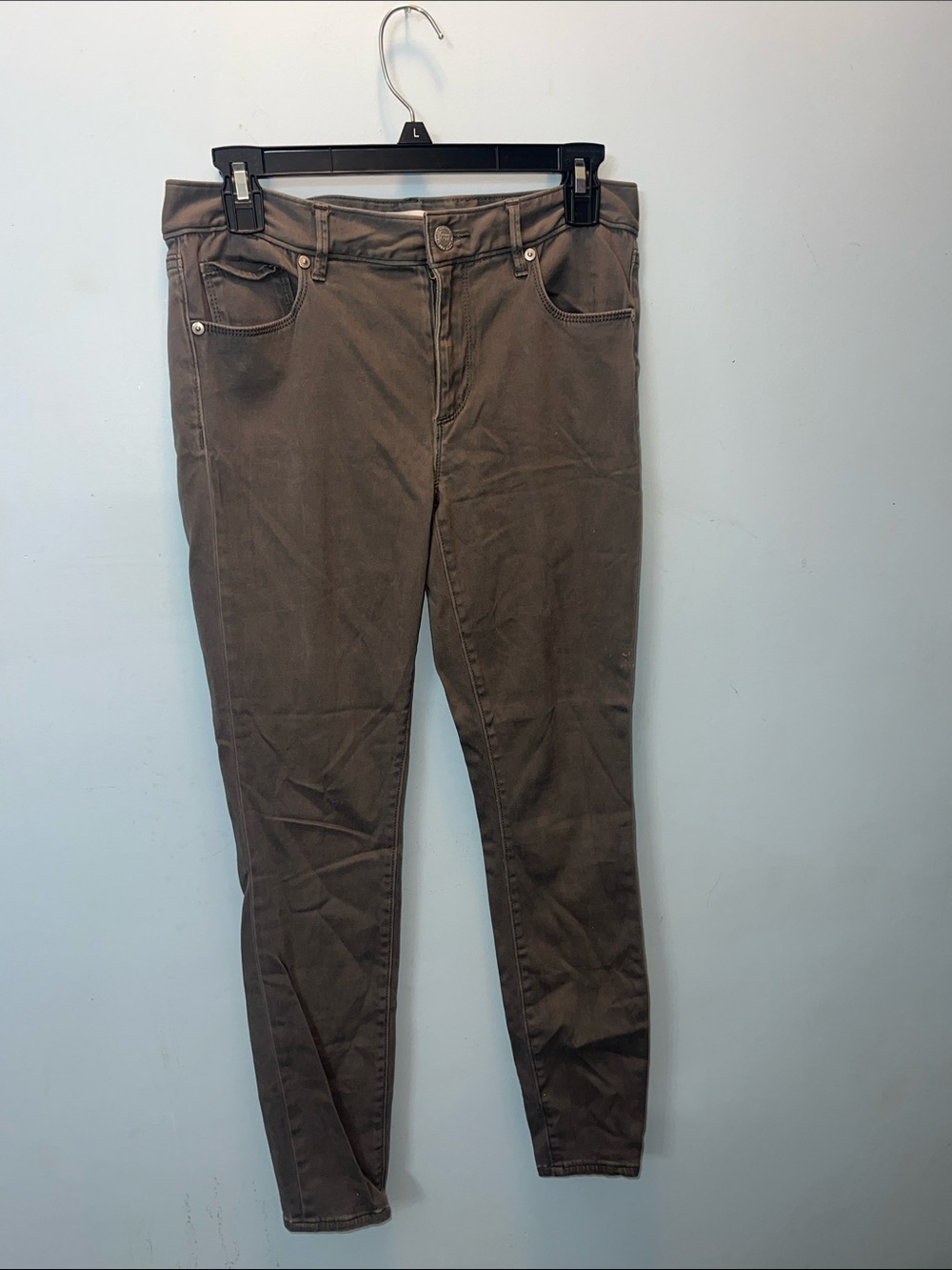 Ann Taylor LOFT Legging / soft Jeans in dark grey- cute and stylish - size 6